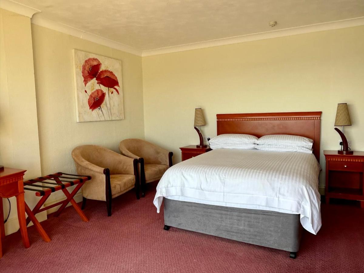 Regent Court - Seafront, Sandown - Free Car Ferry For Bookings Of 3 Or More Nights, Subject To Availability Exterior foto