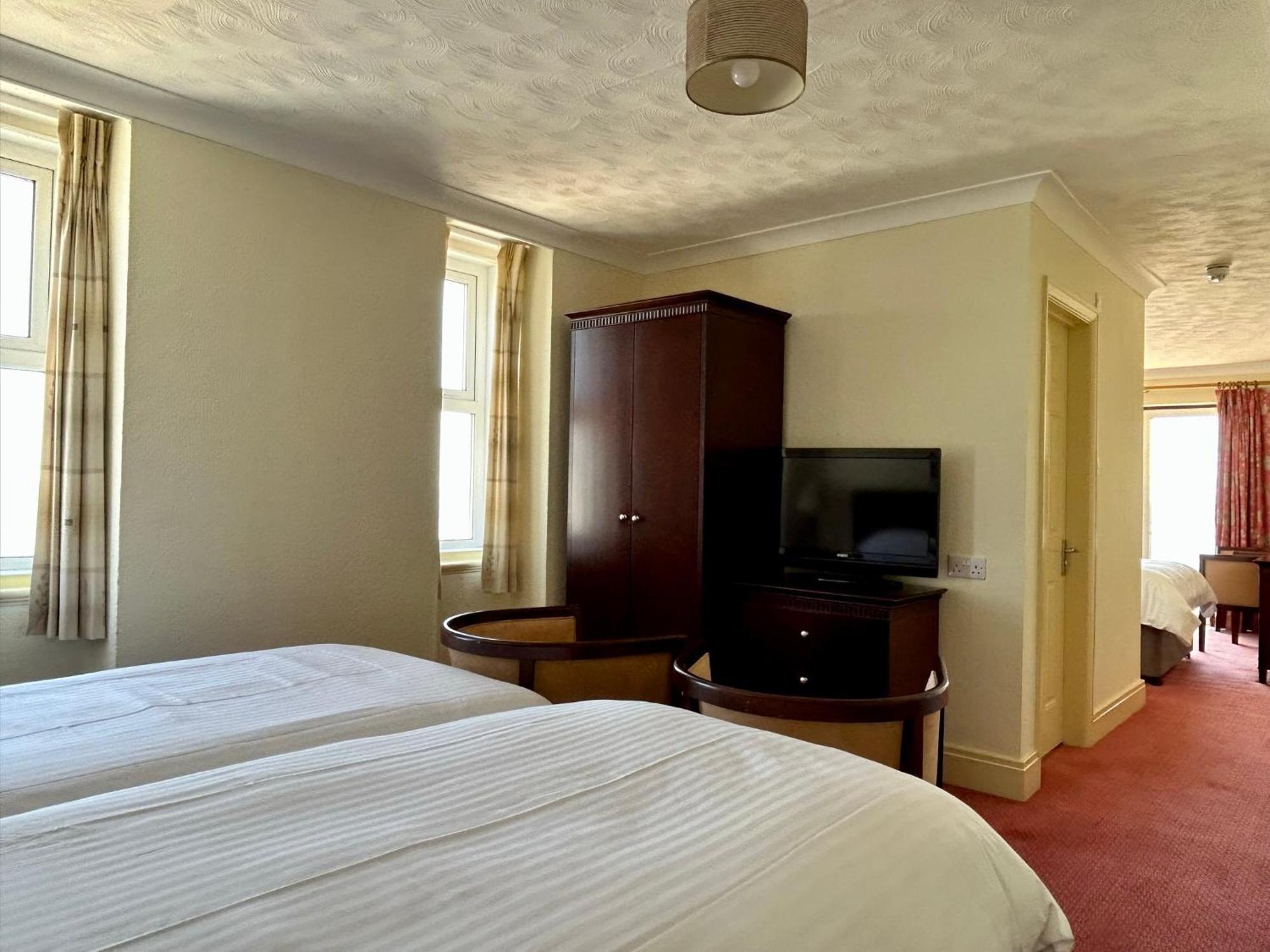 Regent Court - Seafront, Sandown - Free Car Ferry For Bookings Of 3 Or More Nights, Subject To Availability Zimmer foto